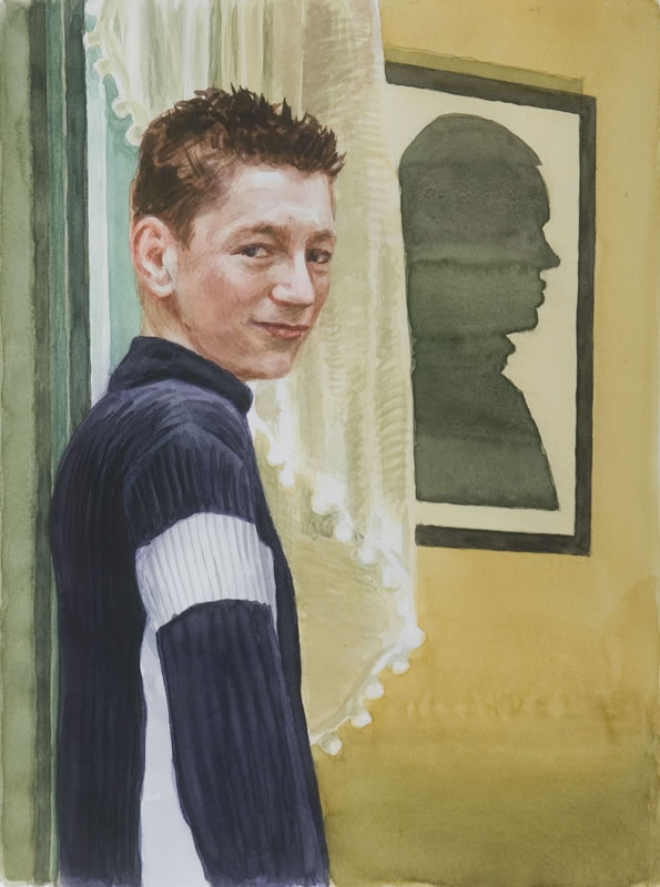Aquarell, Tusche und Gouache: Ein Junge in dunklem Pullover mit weißem Streifen schaut über die Schulter, hinter ihm ein Vorhang und ein Schattenriss an einer gelben Wand.