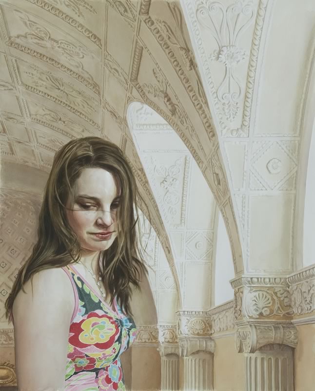 Aquarell: Ein Mädchen in geblümtem Trägerkleid steht mit gesenktem Blick in einem Raum mit Gewölbebögen und Stuckverzierungen.