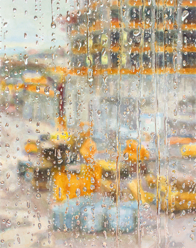 Aquarell: Blick durch eine regennasse Scheibe auf ein Gebäude mit orangefarbenen Streifen, davor verschwommen gelbe Fahrzeuge.