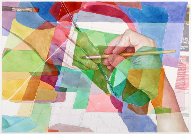 Aquarell: Zwei Hände halten Pinsel, die Hand in der Mitte ist grün, dazwischen liegen bunte Farbflächen in Rot, Blau, Gelb und Grün, unten sind Bleistiftlinien sichtbar.